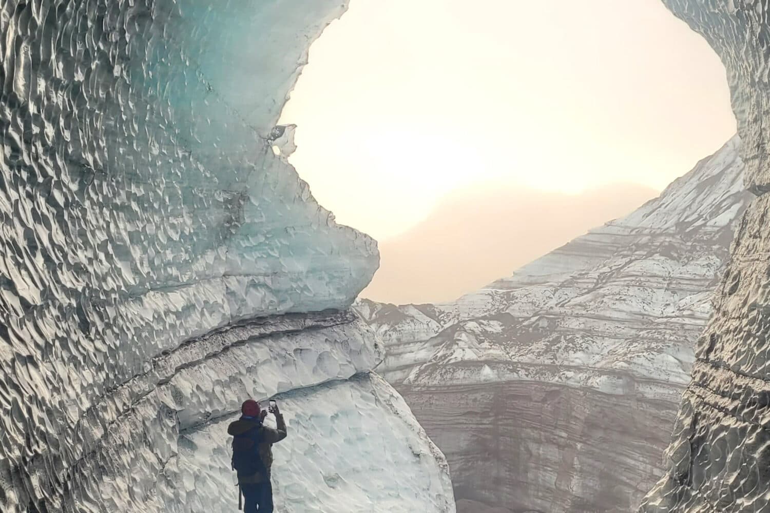 Ice Cave Katla, South Coast Waterfalls & Black Sand Beach Private Tour – tour photo 2