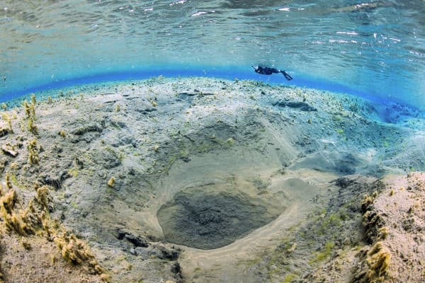 Bubbling sands on a river snorkeling tour in Iceland